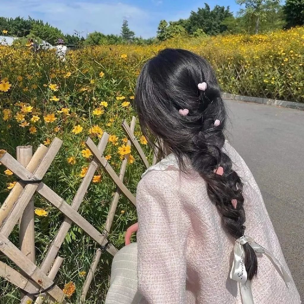 与海明威为邻